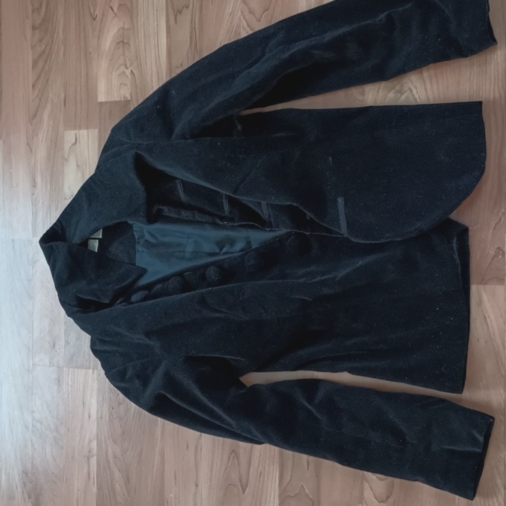Newport news jeanology black velvety jacket size 6